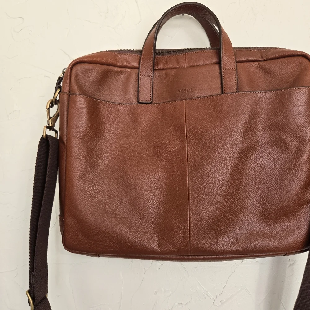 FOSSIL Leather Chesnut Brown Briefcase